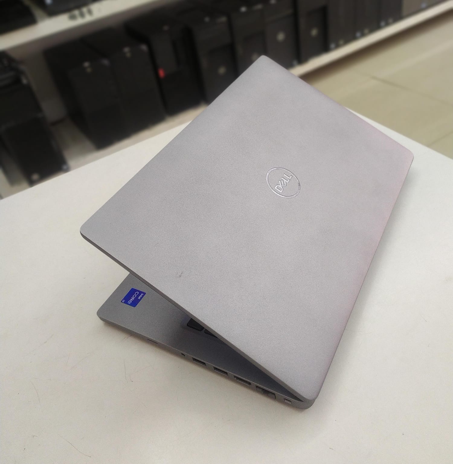 Dell Dell